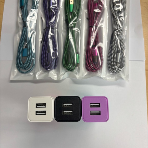 USB Type C 6’ Charging Cable 5-Pk Multicolored & 6-Pk Double ISB Wall Chargers - Picture 2 of 6